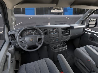 2025 Chevrolet Express Cargo 3500 WT