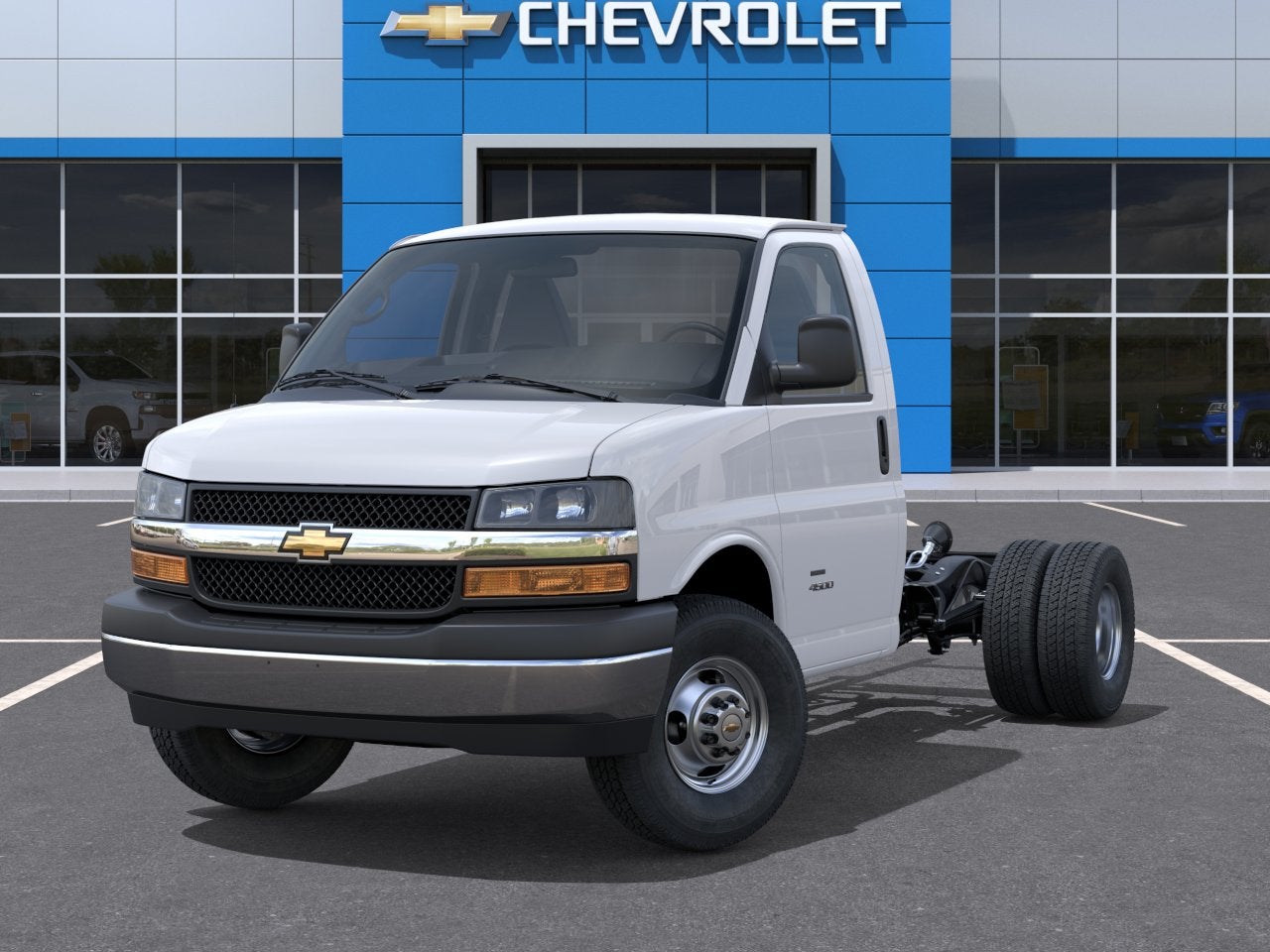 2026 Chevrolet Express Cutaway 3500 1WT